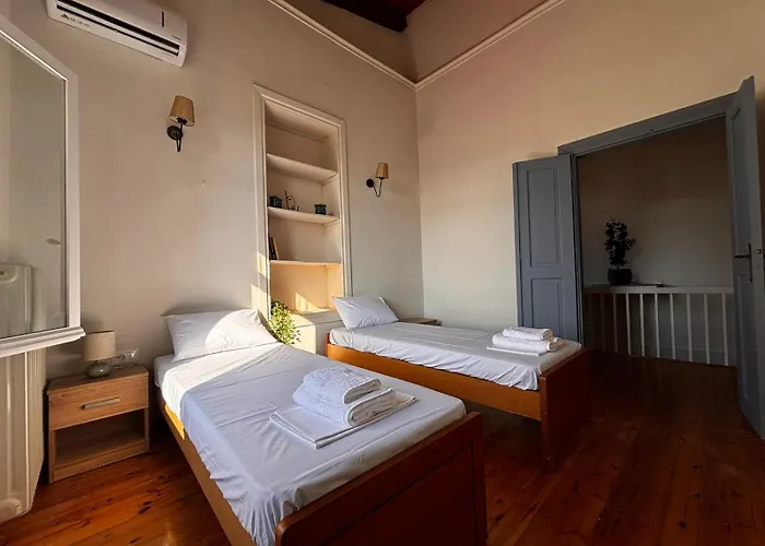 Yellowstone Chania * Chania (Crete)